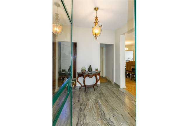 Imagem Casa com 5 Quartos à Venda, em Jardim Das Bandeiras - São Paulo Imagem Casa com 5 Quartos à Venda, em Jardim Das Bandeiras - São Paulo