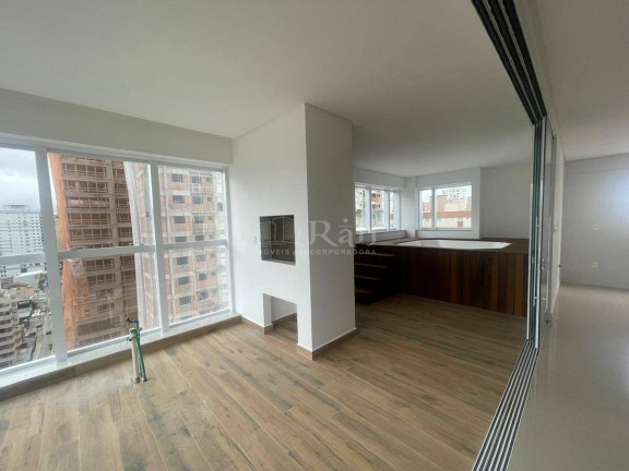 Imagem Cobertura com 4 Quartos à Venda, 228 m² em Meia Praia - Itapema