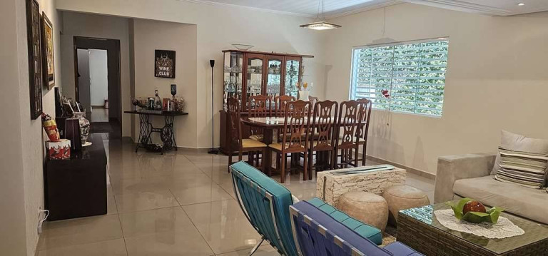 Imagem Casa com 3 Quartos à Venda, 358 m² em Chácara Vale Do Rio Cotia - Carapicuíba Imagem Casa com 3 Quartos à Venda, 358 m² em Chácara Vale Do Rio Cotia - Carapicuíba