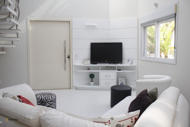 Imagem Casa com 3 Quartos à Venda, 308 m² em Palmas - Governador Celso Ramos Imagem Casa com 3 Quartos à Venda, 308 m² em Palmas - Governador Celso Ramos