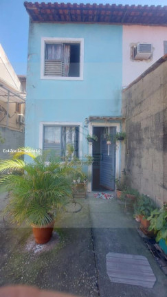 Imagem Casa com 2 Quartos à Venda, 65 m² em Califórnia - Itaguaí