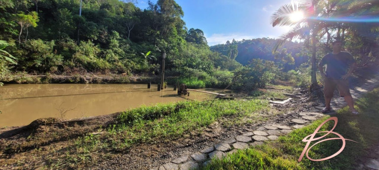 Imagem Imóvel com 2 Quartos à Venda, 40.000 m² em Ilhota - Ilhota