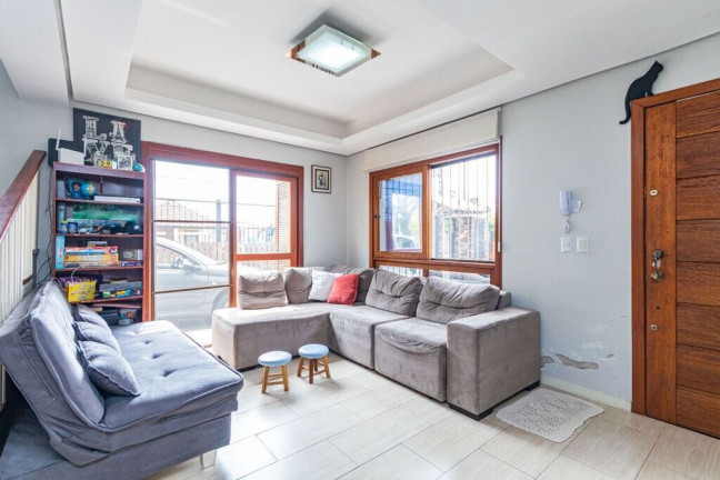 Imagem Casa de Condomínio com 3 Quartos à Venda, 168 m² em Santo Antônio - Porto Alegre Imagem Casa de Condomínio com 3 Quartos à Venda, 168 m² em Santo Antônio - Porto Alegre