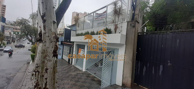 Casa com 4 Quartos à Venda, 255 m² em Aclimação - São Paulo