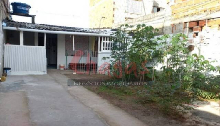 Imagem Casa com 2 Quartos à Venda, 120 m² em Perequê Mirim - Caraguatatuba Imagem Casa com 2 Quartos à Venda, 120 m² em Perequê Mirim - Caraguatatuba