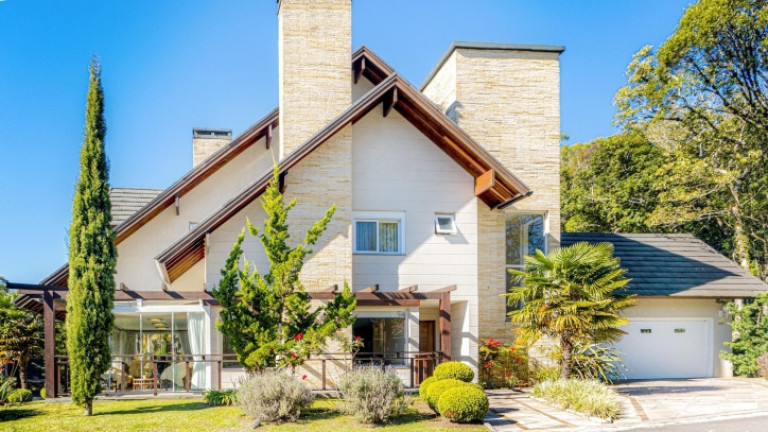 Imagem Casa com 4 Quartos à Venda, 333 m² em Ipê Amarelo - Gramado Imagem Casa com 4 Quartos à Venda, 333 m² em Ipê Amarelo - Gramado