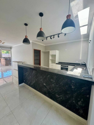 Casa de Condomínio com 2 Quartos à Venda, 180 m² em Condomínio Campos Do Conde - Sorocaba