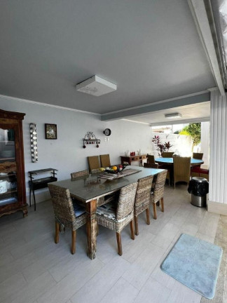 Imagem Casa com 3 Quartos à Venda, 450 m² em Itacoatiara - Niterói Imagem Casa com 3 Quartos à Venda, 450 m² em Itacoatiara - Niterói