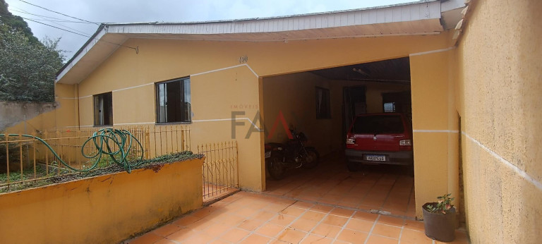 Imagem Casa com 6 Quartos à Venda, 246 m² em São Cristovão - Guarapuava Imagem Casa com 6 Quartos à Venda, 246 m² em São Cristovão - Guarapuava