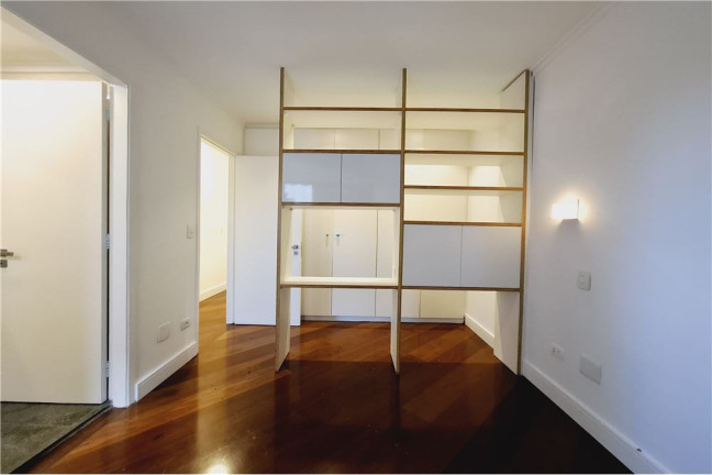 Imagem Imóvel com 3 Quartos à Venda, 91 m² em Moema - São Paulo Imagem Imóvel com 3 Quartos à Venda, 91 m² em Moema - São Paulo
