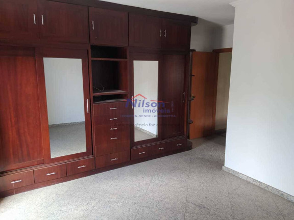 Imagem Casa com 3 Quartos à Venda, em Vila Galvão - Guarulhos Imagem Casa com 3 Quartos à Venda, em Vila Galvão - Guarulhos