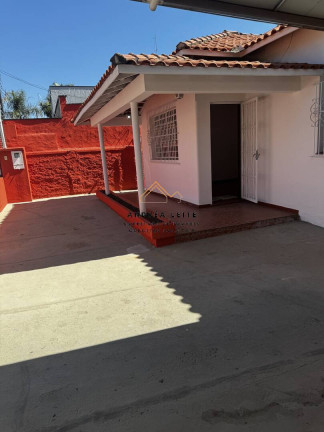 Casa com 3 Quartos para Alugar, 136 m² em Centro - Sorocaba
