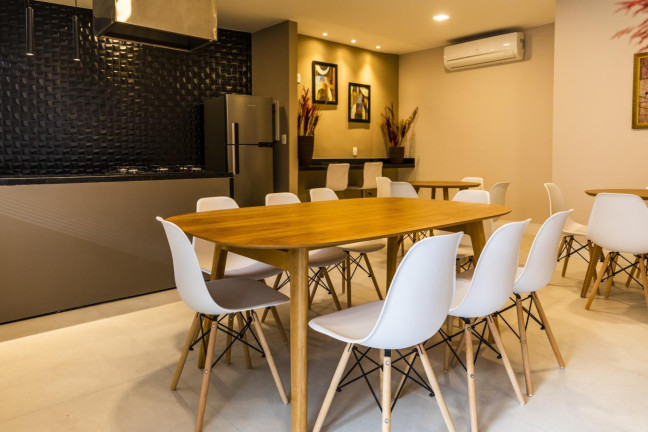 Imagem Apartamento com 2 Quartos à Venda, 86 m² em Laranjeiras - Rio De Janeiro Imagem Apartamento com 2 Quartos à Venda, 86 m² em Laranjeiras - Rio De Janeiro