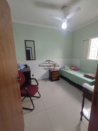 Imagem Casa com 3 Quartos à Venda, 145 m² em Village Santana - Guaratinguetá Imagem Casa com 3 Quartos à Venda, 145 m² em Village Santana - Guaratinguetá