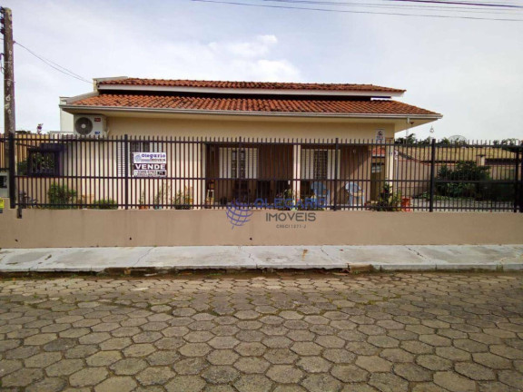 Casa com 3 Quartos à Venda, 150 m² em Centro - Penha