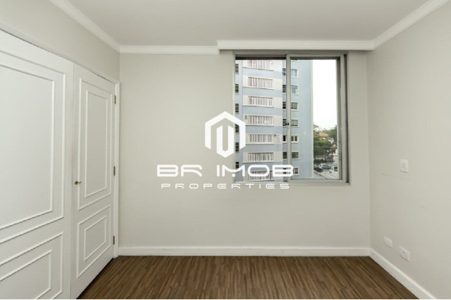 Imagem Imóvel com 3 Quartos à Venda, 128 m² em Itaim Bibi - São Paulo Imagem Imóvel com 3 Quartos à Venda, 128 m² em Itaim Bibi - São Paulo