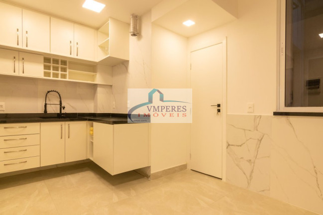 Imagem Apartamento com 2 Quartos à Venda, 75 m² em Copacabana - Rio De Janeiro Imagem Apartamento com 2 Quartos à Venda, 75 m² em Copacabana - Rio De Janeiro