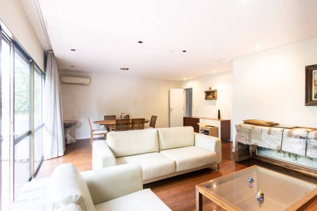 Imagem Apartamento com 3 Quartos à Venda,  em Leblon - Rio De Janeiro