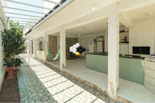 Imagem Casa com 3 Quartos à Venda, 177 m² em Menino Deus - Porto Alegre Imagem Casa com 3 Quartos à Venda, 177 m² em Menino Deus - Porto Alegre