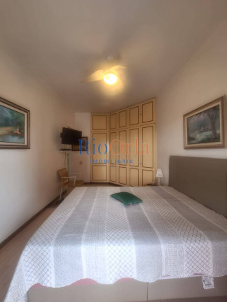 Imagem Apartamento com 3 Quartos à Venda, 220 m² em Barra Da Tijuca - Rio De Janeiro