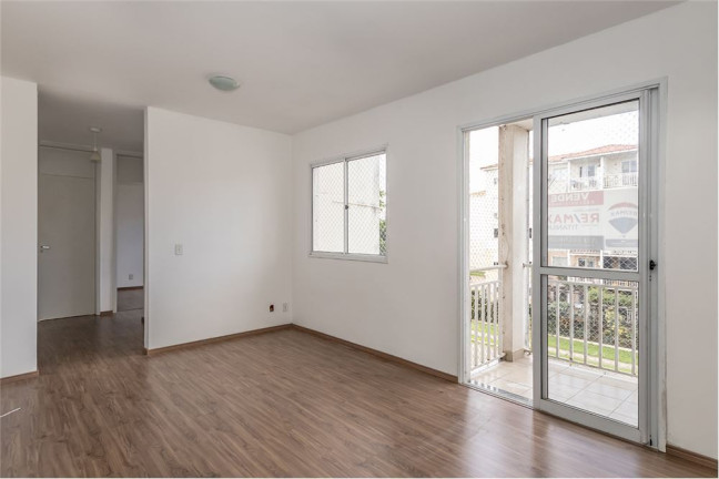 Imagem Imóvel com 3 Quartos à Venda, 65 m² em Humaitá - Porto Alegre Imagem Imóvel com 3 Quartos à Venda, 65 m² em Humaitá - Porto Alegre