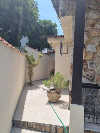 Imagem Casa com 4 Quartos à Venda, 451 m² em Campo Grande - Rio De Janeiro