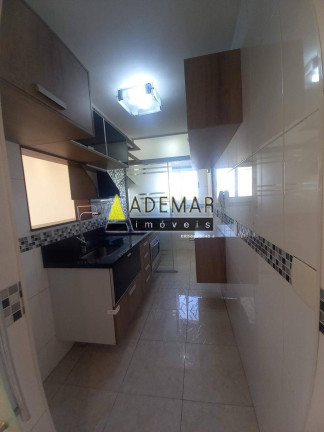 Imagem Apartamento com 3 Quartos à Venda,  em Piraporinha - Diadema