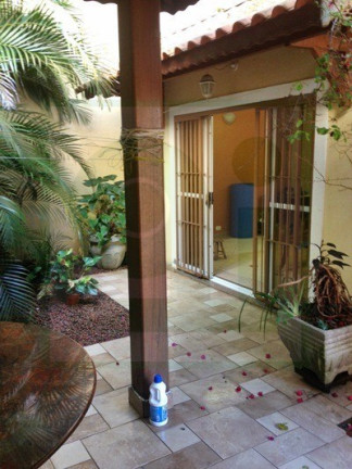 Imagem Casa com 4 Quartos à Venda, 350 m² em Parque Ipê - São Paulo Imagem Casa com 4 Quartos à Venda, 350 m² em Parque Ipê - São Paulo