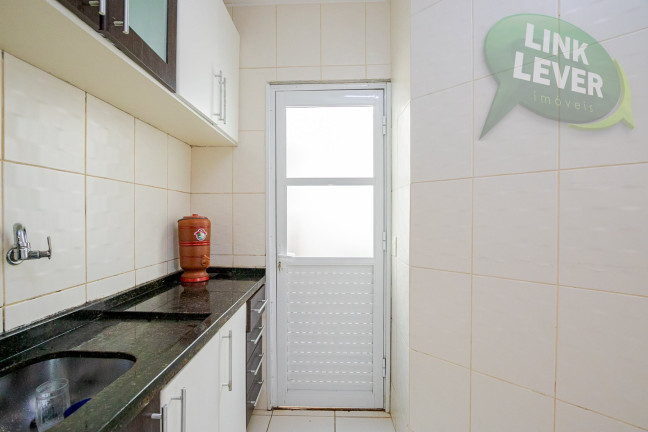 Imagem Casa de Condomínio com 3 Quartos à Venda, 91 m² em Santa Cândida - Curitiba
