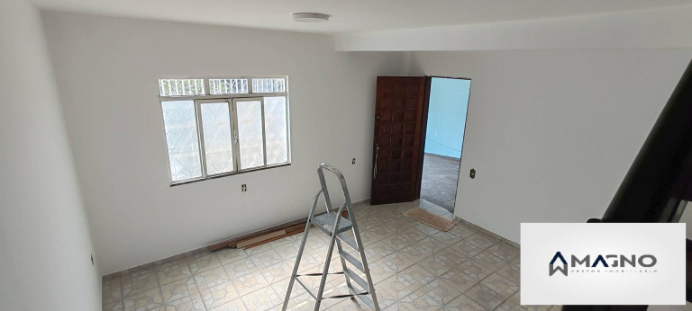 Imagem Sobrado com 4 Quartos à Venda, 115 m² em São Cristovão - Cascavel