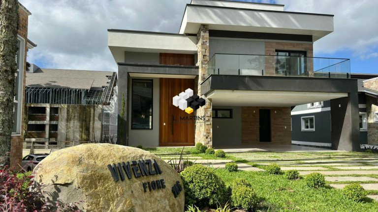 Imagem Casa com 3 Quartos à Venda, 492 m² em Centro - Canela Imagem Casa com 3 Quartos à Venda, 492 m² em Centro - Canela
