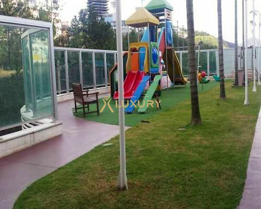 Imagem Imóvel com 4 Quartos à Venda, 305 m² em Belvedere - Belo Horizonte Imagem Imóvel com 4 Quartos à Venda, 305 m² em Belvedere - Belo Horizonte