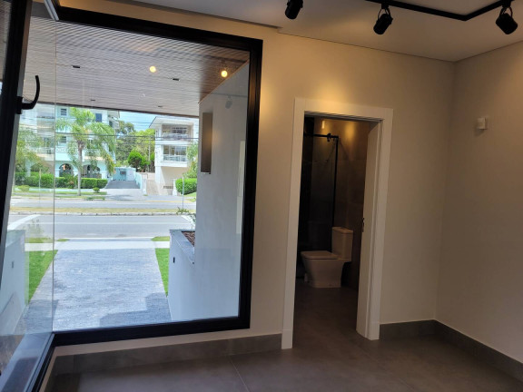 Imagem Casa com 5 Quartos à Venda, 509 m² em Jurerê Internacional - Florianópolis Imagem Casa com 5 Quartos à Venda, 509 m² em Jurerê Internacional - Florianópolis