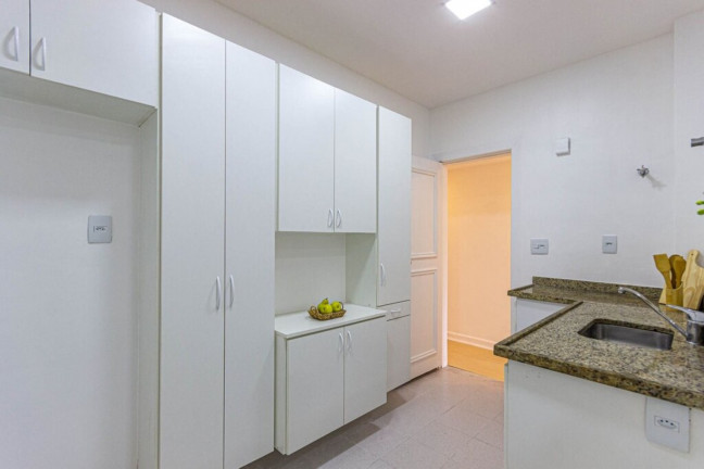 Imagem Imóvel com 2 Quartos à Venda, 92 m² em Gávea - Rio De Janeiro Imagem Imóvel com 2 Quartos à Venda, 92 m² em Gávea - Rio De Janeiro
