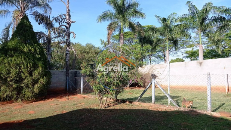 Imagem Imóvel com 3 Quartos à Venda, 170 m² em Chácara São Marcelo - Mogi Mirim Imagem Imóvel com 3 Quartos à Venda, 170 m² em Chácara São Marcelo - Mogi Mirim