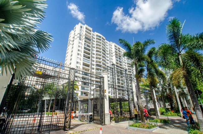 Imagem Apartamento com 2 Quartos à Venda, 70 m² em Jacarepaguá - Rio De Janeiro