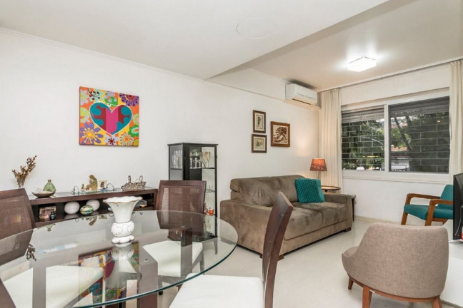 Imagem Imóvel com 2 Quartos à Venda, 74 m² em Boa Vista - Porto Alegre Imagem Imóvel com 2 Quartos à Venda, 74 m² em Boa Vista - Porto Alegre
