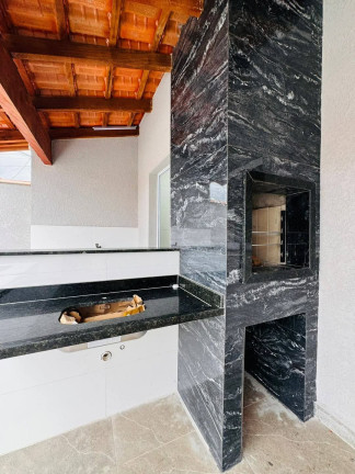 Imagem Casa com 3 Quartos à Venda, em Itanhaém Imagem Casa com 3 Quartos à Venda, em Itanhaém