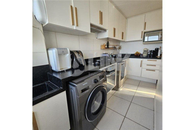 Imagem Apartamento com 3 Quartos à Venda, 70 m² em Passo Da Areia - Porto Alegre