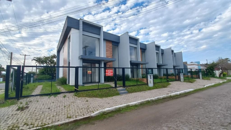 Imagem Sobrado com 3 Quartos à Venda,  em Centro - Imbé