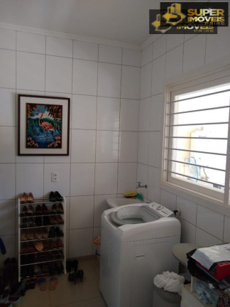 Imagem Casa com 3 Quartos à Venda, 432 m² em Centro - Pelotas Imagem Casa com 3 Quartos à Venda, 432 m² em Centro - Pelotas