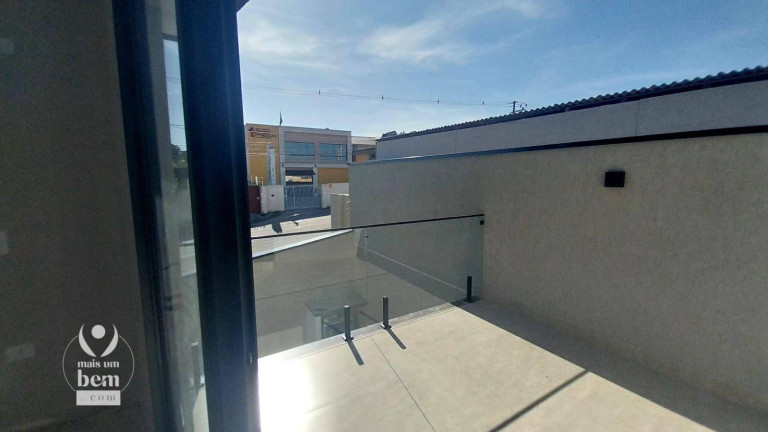 Imagem Sobrado com 3 Quartos à Venda, 110 m² em Boa Vista - Curitiba
