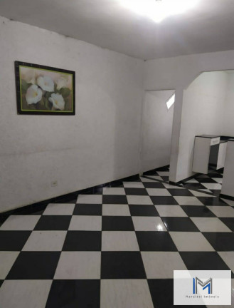 Imagem Casa com 6 Quartos à Venda, em Jd Primeiro De Maio - Carapicuíba Imagem Casa com 6 Quartos à Venda, em Jd Primeiro De Maio - Carapicuíba