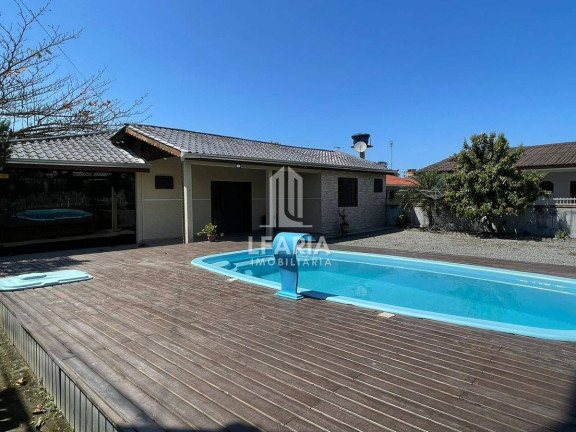Casa com 3 Quartos à Venda, 140 m² em Santa Clara - Itapoá