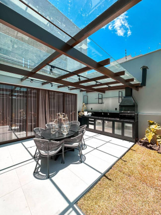 Imagem Casa com 4 Quartos à Venda, em Sim - Feira De Santana Imagem Casa com 4 Quartos à Venda, em Sim - Feira De Santana