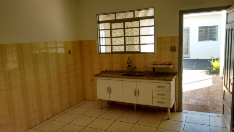 Imagem Casa com 2 Quartos à Venda, 300 m² em Jardim Bela Vista - Bauru Imagem Casa com 2 Quartos à Venda, 300 m² em Jardim Bela Vista - Bauru