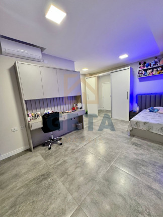 Imagem Sobrado com 2 Quartos à Venda, 167 m² em Rio Pequeno - Camboriú