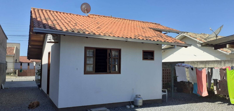 Imagem Casa com 2 Quartos à Venda, 74 m² em Centro - Tijucas Imagem Casa com 2 Quartos à Venda, 74 m² em Centro - Tijucas