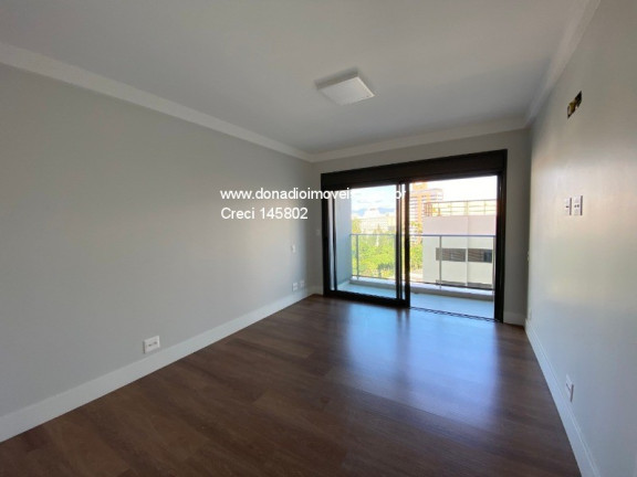 Imagem Apartamento com 3 Quartos à Venda, 249 m² em Centro - Florianópolis Imagem Apartamento com 3 Quartos à Venda, 249 m² em Centro - Florianópolis