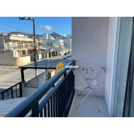 Imagem Sobrado com 2 Quartos à Venda, 70 m² em Santa Regina - Camboriú Imagem Sobrado com 2 Quartos à Venda, 70 m² em Santa Regina - Camboriú
